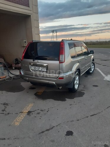 Nissan X-Trail 2002, 345,000 km - 2.0 l - Qazax