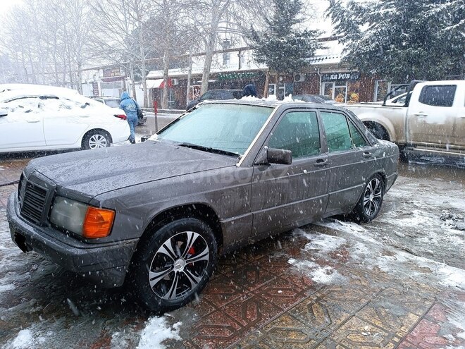 Mercedes 190 1992, 356,846 km - 2.0 л - Bakı
