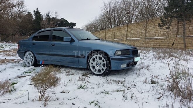 BMW 320 1995, 328,000 km - 2.0 l - Sumqayıt