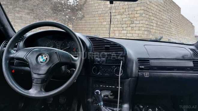 BMW 320 1995, 328,000 km - 2.0 l - Sumqayıt