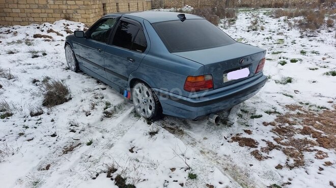 BMW 320 1995, 328,000 km - 2.0 l - Sumqayıt