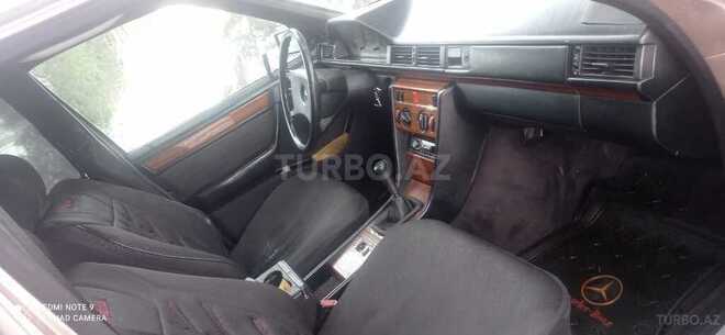 Mercedes E 220 1993, 338,666 km - 2.2 l - Sumqayıt