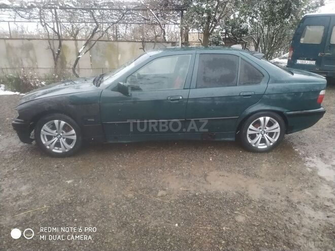 BMW 318 1995, 340,396 km - 1.8 l - Biləsuvar