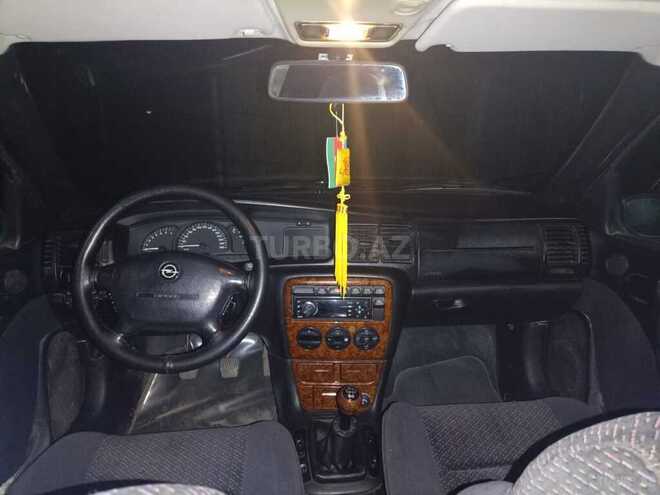 Opel Vectra 1996, 247,350 km - 2.0 л - Zaqatala