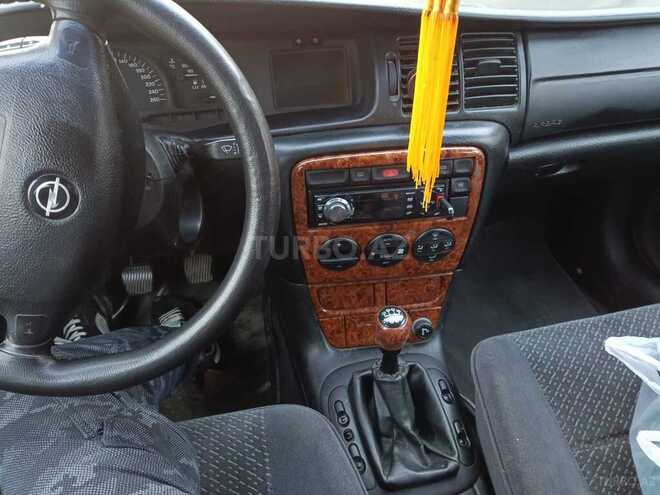 Opel Vectra 1996, 247,350 km - 2.0 л - Zaqatala