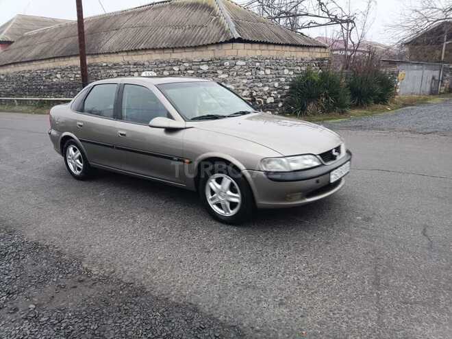 Opel Vectra 1996, 247,350 km - 2.0 л - Zaqatala