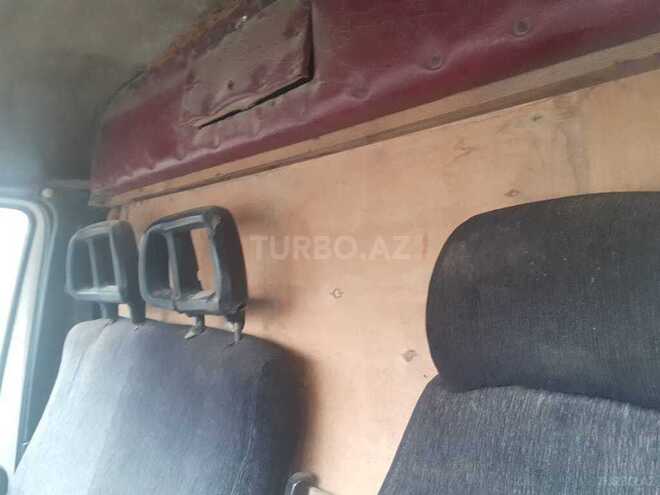 GAZ  2000, 400,000 km - 2.5 l - Qazax