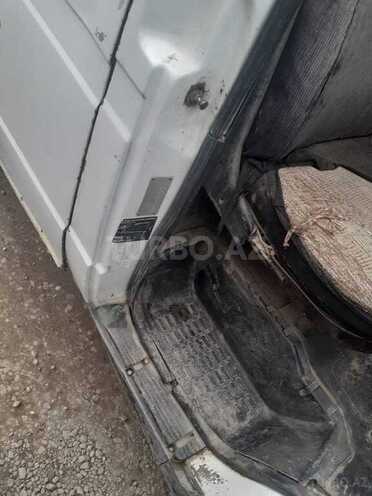 GAZ  2000, 400,000 km - 2.5 l - Qazax