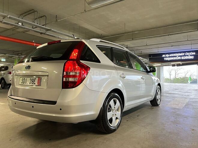 Kia Ceed 2010, 130,000 km - 1.4 l - Bakı