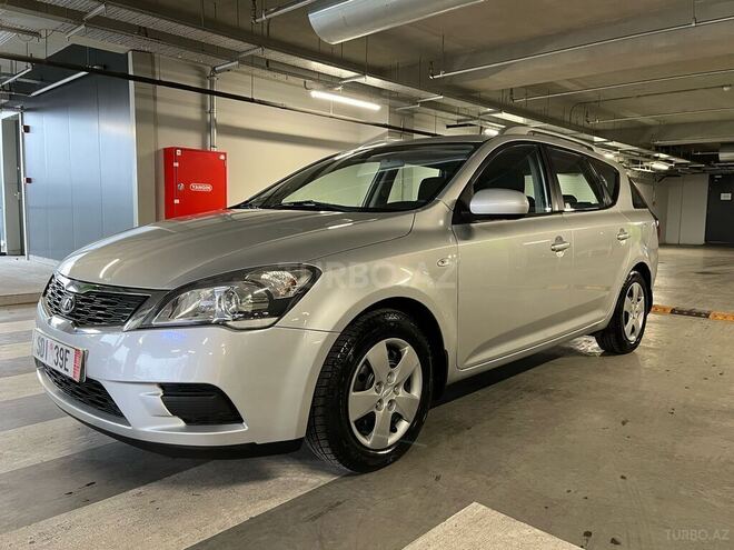 Kia Ceed 2010, 130,000 km - 1.4 l - Bakı