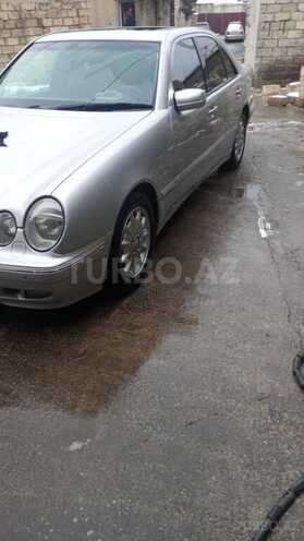 Mercedes E 280 2000, 411,000 km - 2.8 л - Sumqayıt