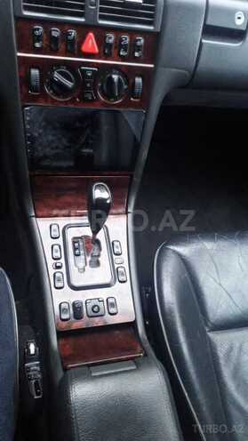 Mercedes E 280 2000, 411,000 km - 2.8 л - Sumqayıt