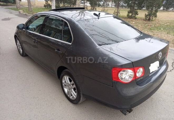 Volkswagen Jetta 2005, 221,477 km - 2.5 l - Gəncə