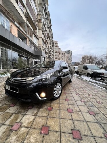 Toyota Corolla 2014, 203,000 km - 1.6 l - Bakı