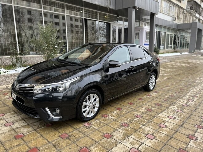 Toyota Corolla 2014, 203,000 km - 1.6 l - Bakı