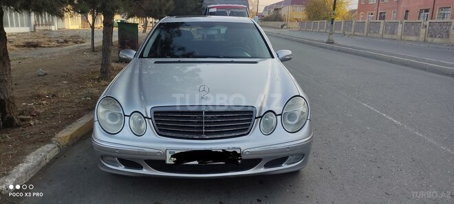Mercedes E 220 2004, 475,000 km - 2.2 l - Goranboy