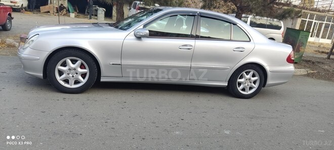 Mercedes E 220 2004, 475,000 km - 2.2 l - Goranboy