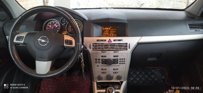 Opel Astra 2008, 159,300 km - 1.4 l - Şəki