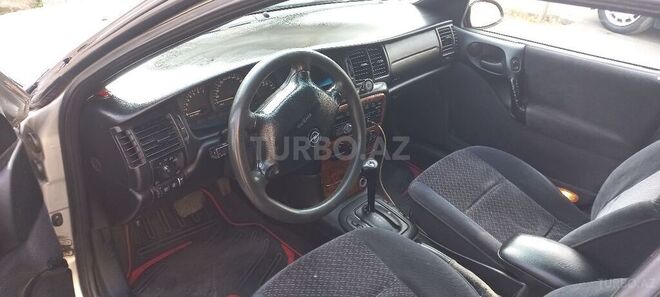 Opel Vectra 1996, 335,000 km - 2.5 l - Bakı