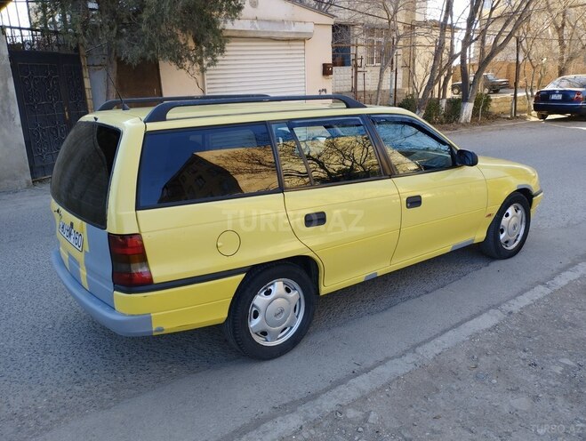 Opel Astra 1994, 400,000 km - 1.6 l - Bakı
