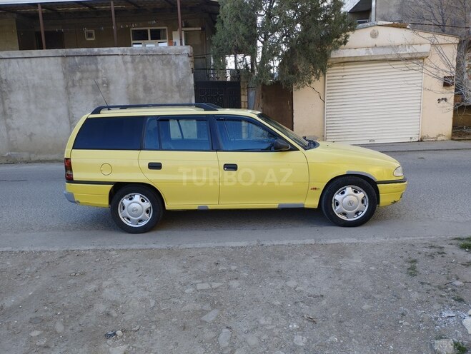 Opel Astra 1994, 400,000 km - 1.6 l - Bakı