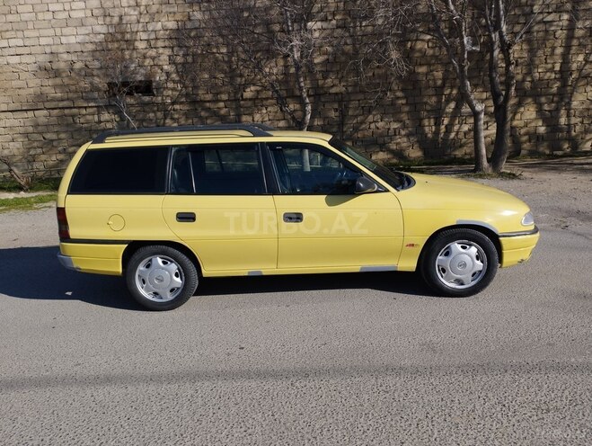 Opel Astra 1994, 400,000 km - 1.6 l - Bakı