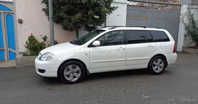 Toyota Corolla 2005, 220,000 km - 1.4 l - Bakı