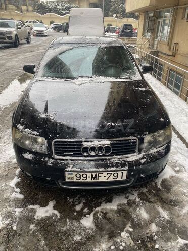 Audi A4 2003, 310,000 km - 1.8 l - Bakı