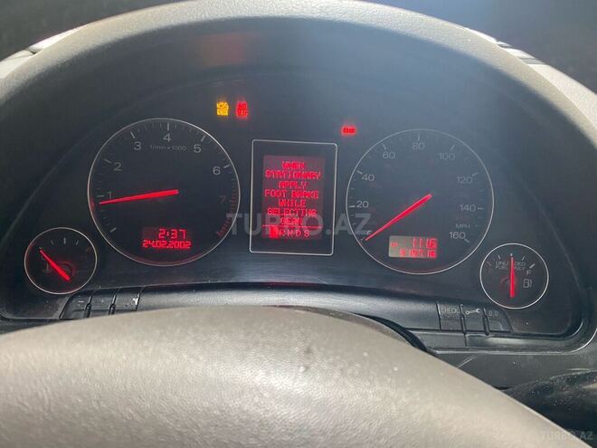 Audi A4 2003, 310,000 km - 1.8 l - Bakı