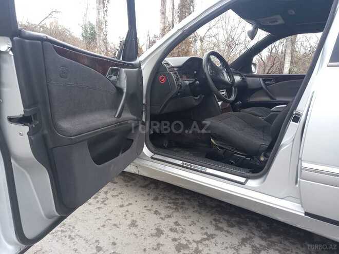Mercedes E 240 2000, 240,000 km - 2.4 l - Bakı
