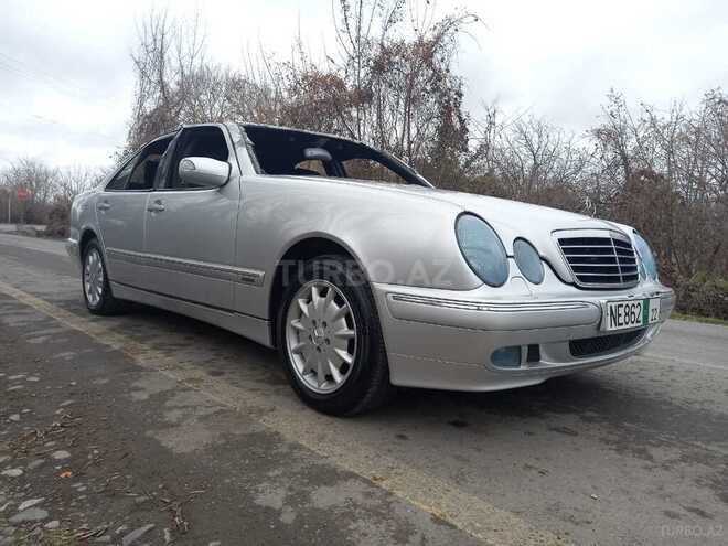 Mercedes E 240 2000, 240,000 km - 2.4 l - Bakı