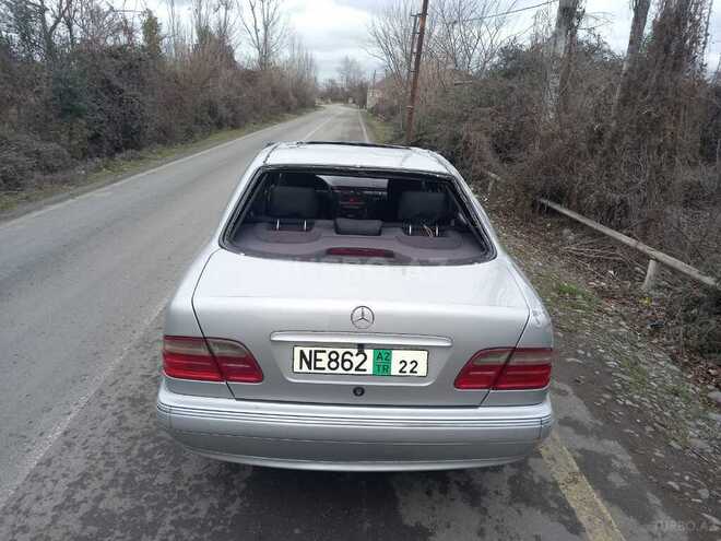 Mercedes E 240 2000, 240,000 km - 2.4 l - Bakı