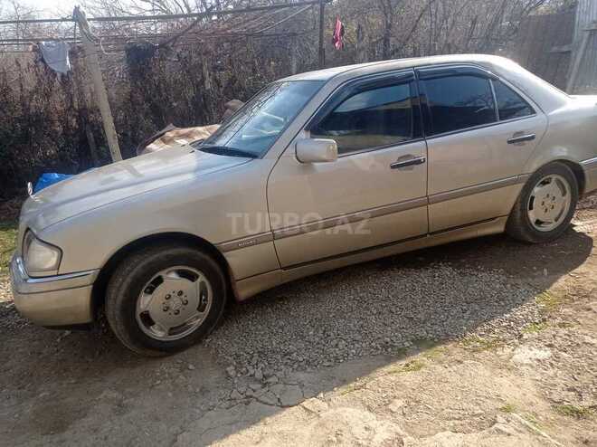 Mercedes C 250 1994, 386,000 km - 2.5 l - Gəncə