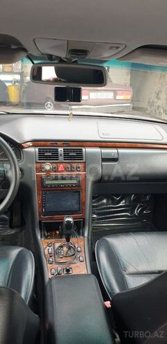 Mercedes E 270 2001, 321,567 km - 2.7 l - Bakı
