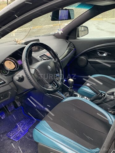 Renault Megane 2009, 334,000 km - 1.5 l - Bakı