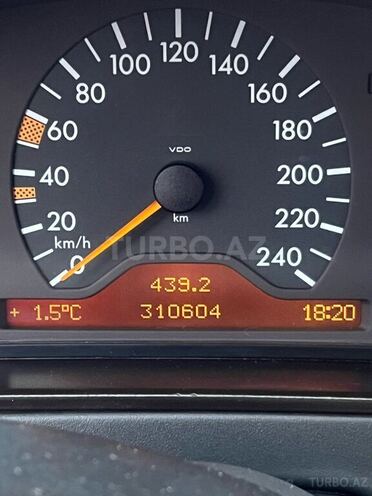 Mercedes E 240 1999, 310,604 km - 2.4 l - Bakı
