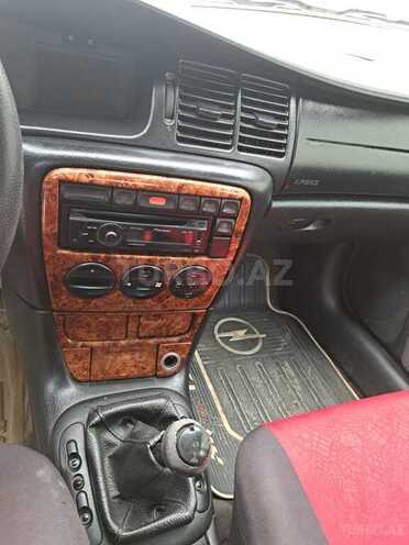 Opel Vectra 1997, 302,204 km - 2.0 l - Bakı