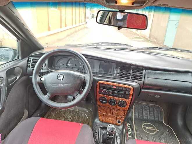 Opel Vectra 1997, 302,204 km - 2.0 l - Bakı