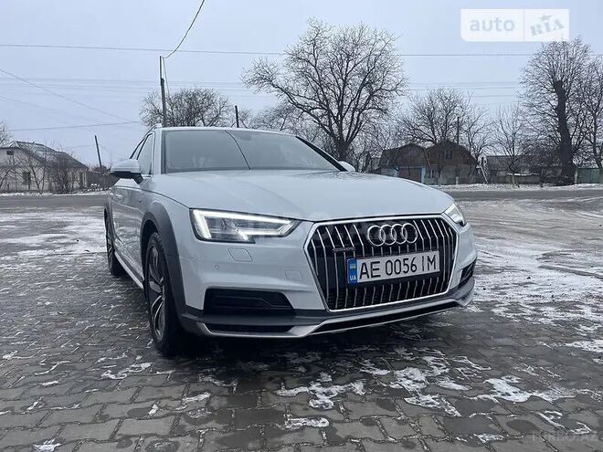Audi A4 2017, 150,000 km - 3.0 l - Bakı