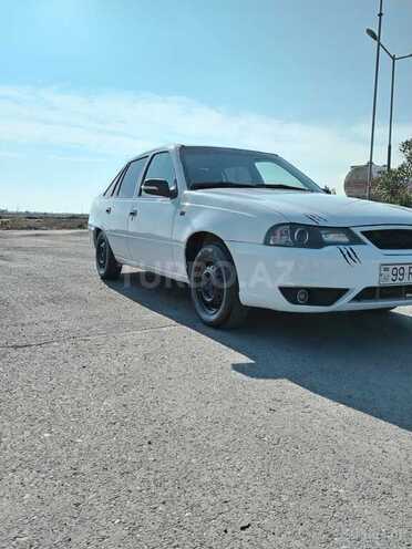 Daewoo Nexia 2009, 349,000 km - 1.5 l - Salyan