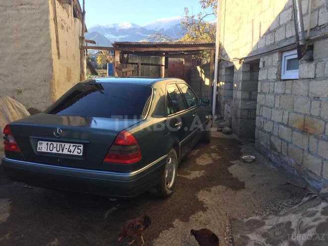Mercedes C 200 1994, 275,000 km - 2.0 л - Qusar