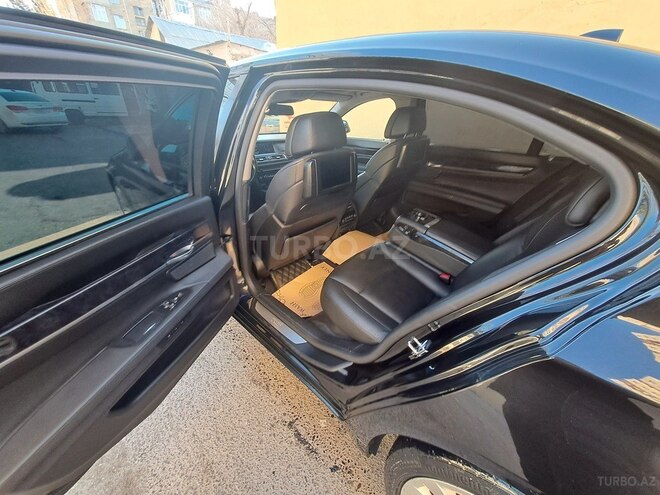 BMW 750 2010, 109,354 km - 4.4 l - Bakı