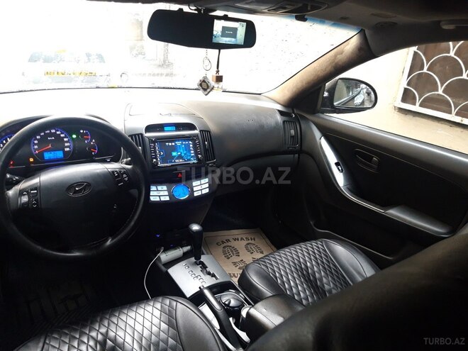 Hyundai Elantra 2007, 300,000 km - 2.0 l - Bakı