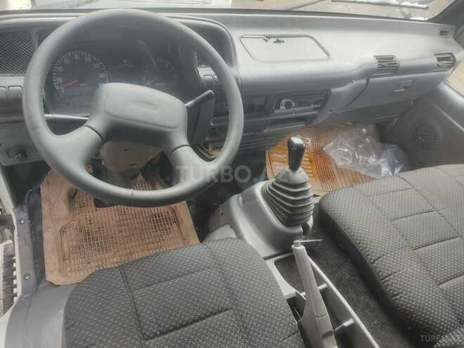 Isuzu NPR 66 P 2008, 214,800 km - 4.4 l - Bakı