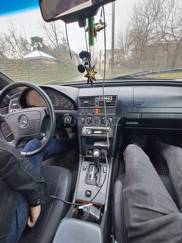 Mercedes C 180 1995, 300,000 km - 1.8 l - Lənkəran