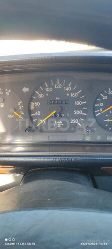 Mercedes E 220 1990, 577,140 km - 2.2 л - Bakı
