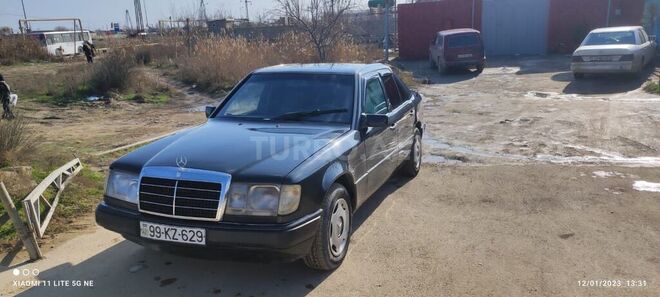 Mercedes E 220 1990, 577,140 km - 2.2 л - Bakı