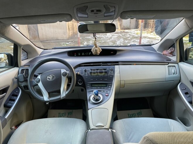 Toyota Prius 2009, 220,000 km - 1.8 л - Bakı