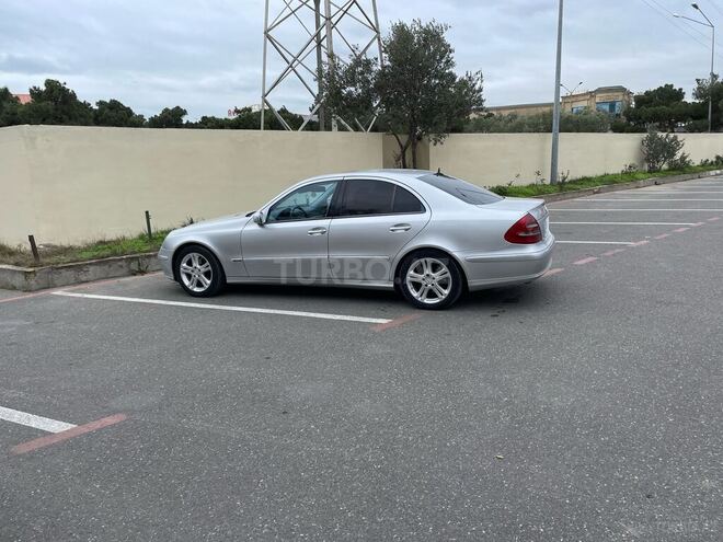 Mercedes E 220 2004, 440,000 km - 2.2 l - Bakı