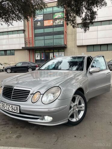 Mercedes E 220 2004, 440,000 km - 2.2 l - Bakı